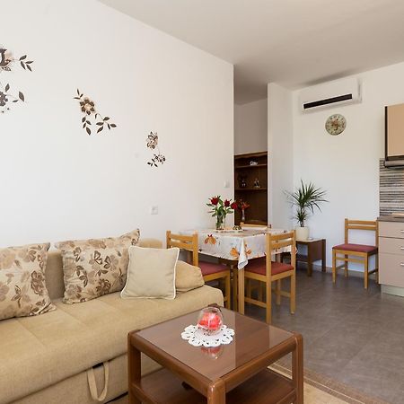 Apartments Olive 믈리니 외부 사진