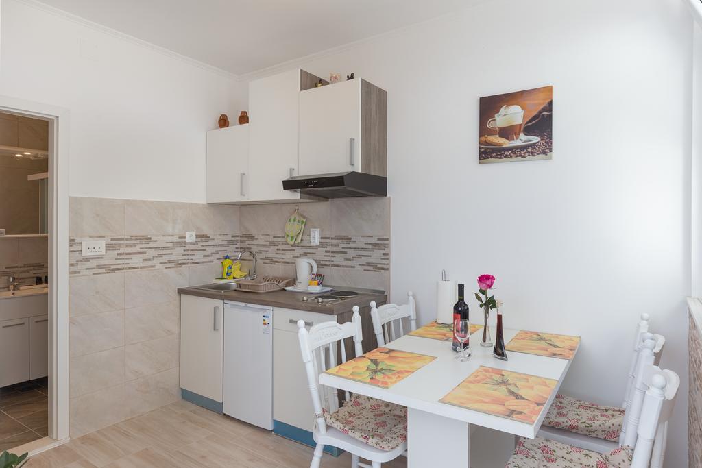 Apartments Olive 믈리니 외부 사진