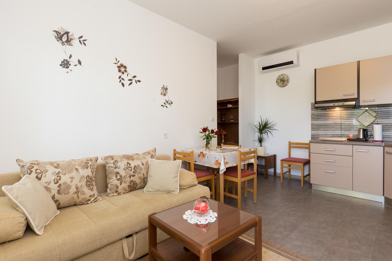 Apartments Olive 믈리니 외부 사진